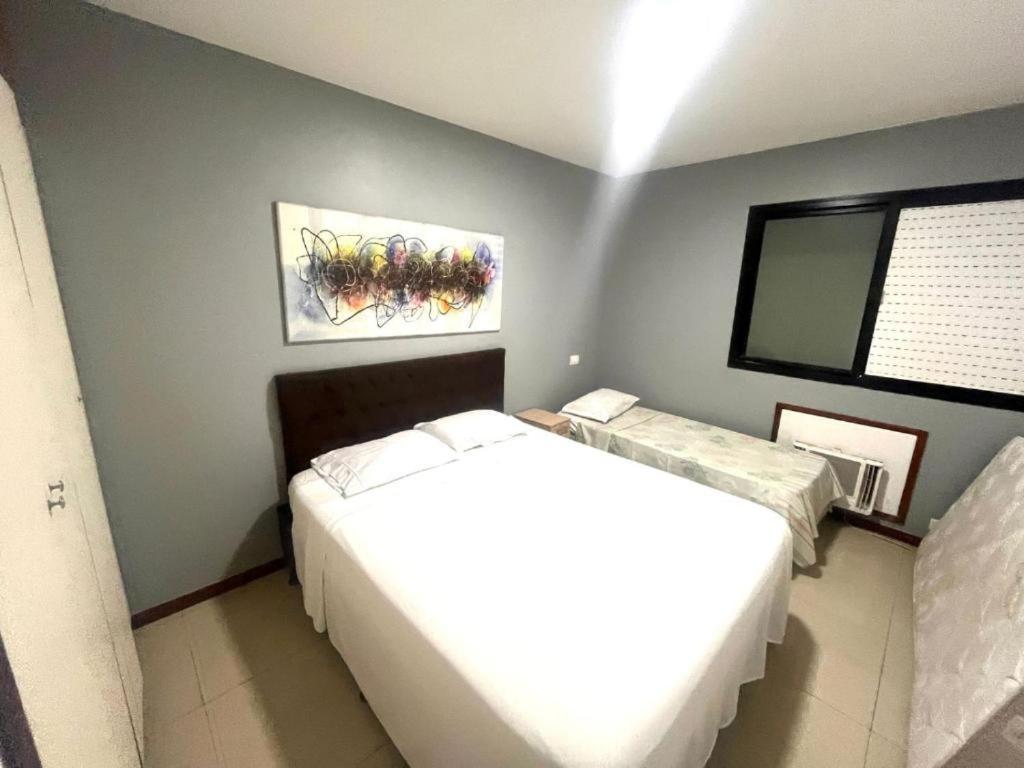 Apartamento Em Frente A Da Barra, Posto 6 *